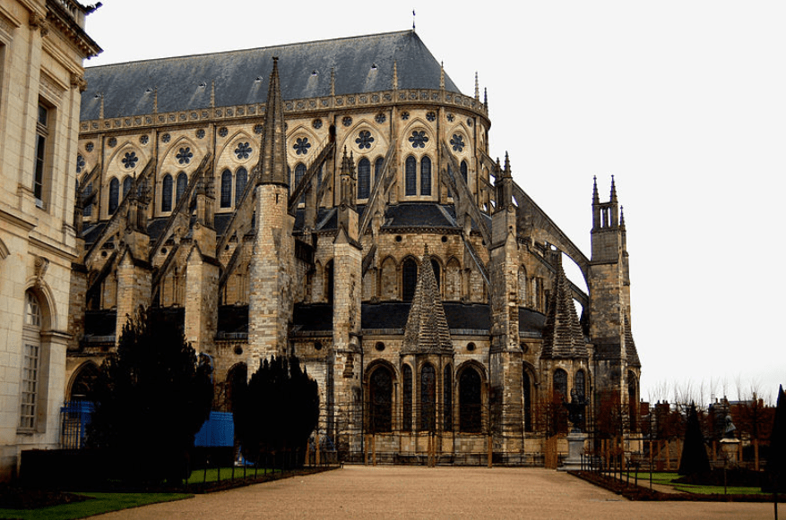 Bourges : ville éligible à la loi Malraux Centre Val de Loire