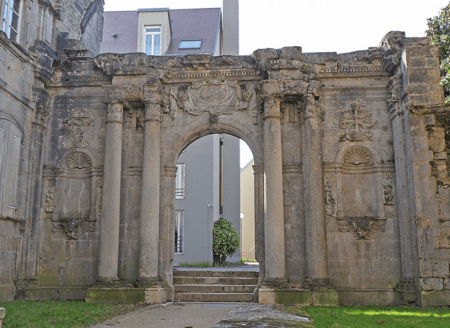 Ancienne chapelle éligible loi malraux langres