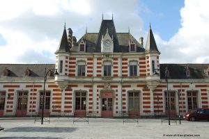 Batiment gare vitre loi malraux